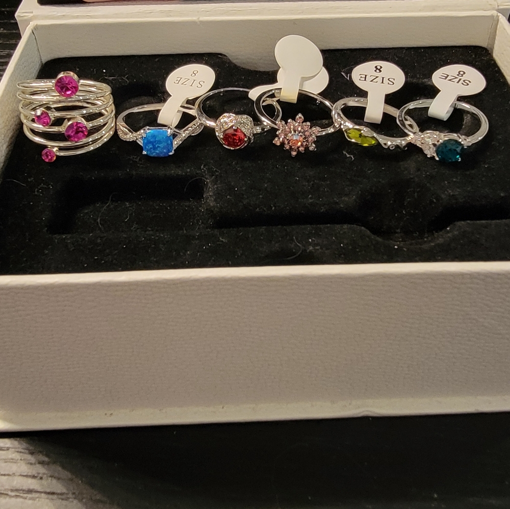 Size 8 Ring Bundle